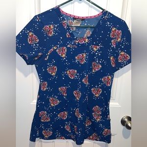 Medium heartsoul scrub top